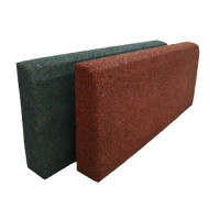 Trauma-proof border from a rubber crumb
